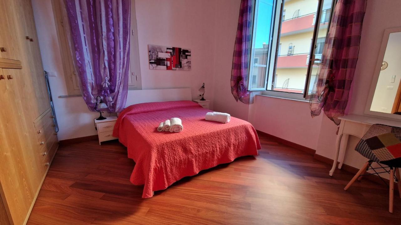 Stupenda Suite A Cagliari Piazza Galilei Exteriör bild